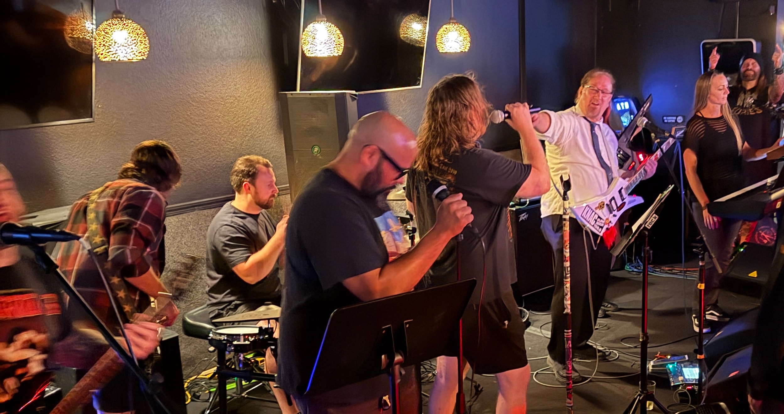 Jam Night at The Back Lounge: A Whole Lot of Love in the Air