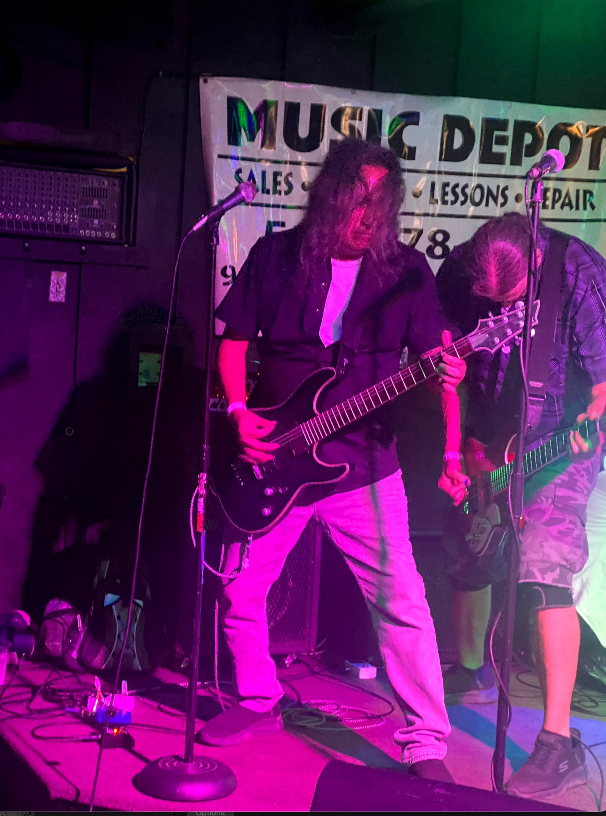 Ace and Curran live at Pine St in Livermore
